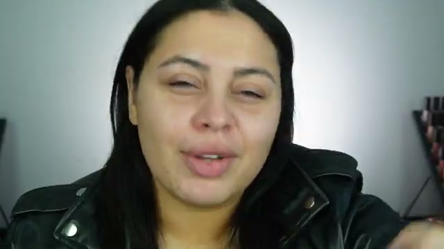 @missmeganrobinsonn reviewing St. Ives Apricot Scrub at 08:49 in a YouTube Shorts video