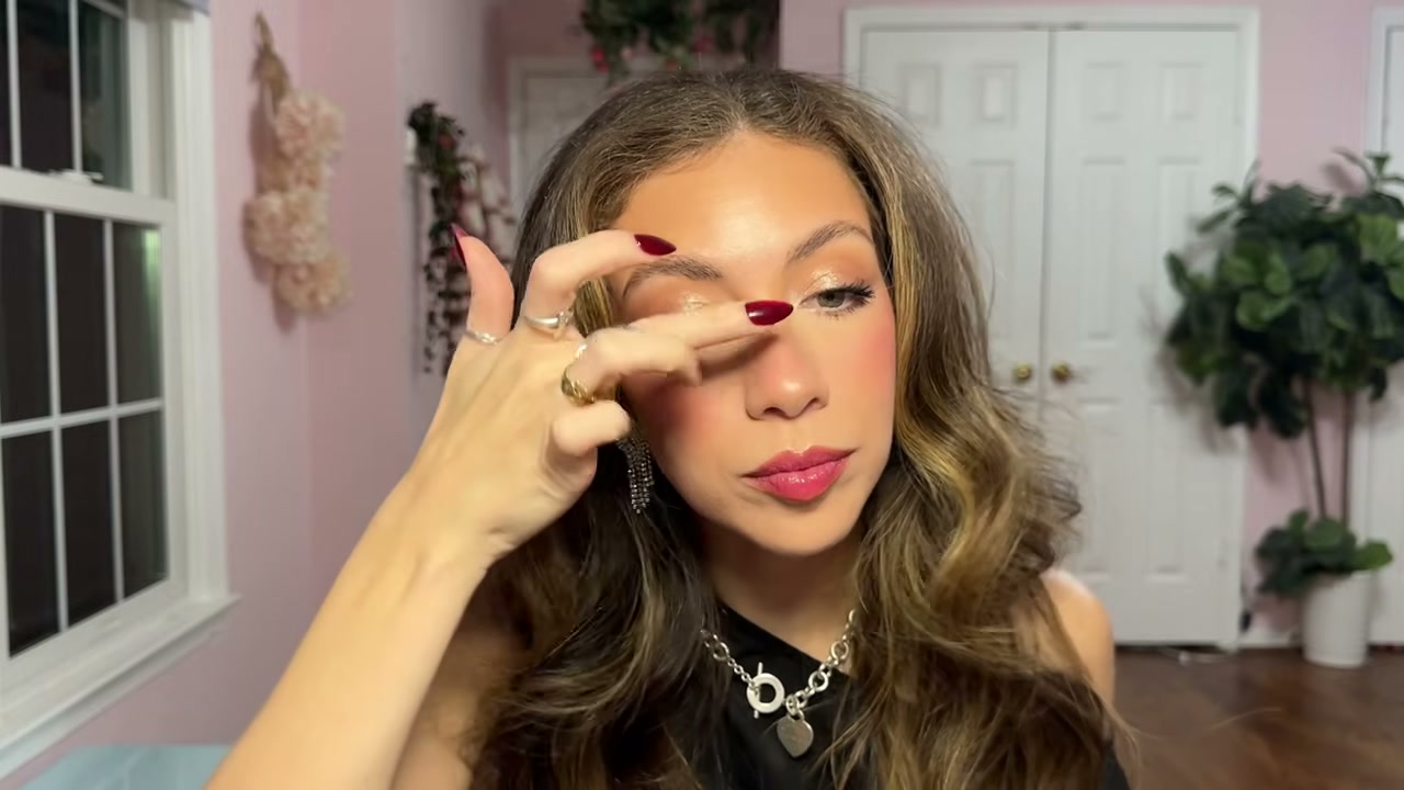 Glow La-La Blurring Powder Highlighter