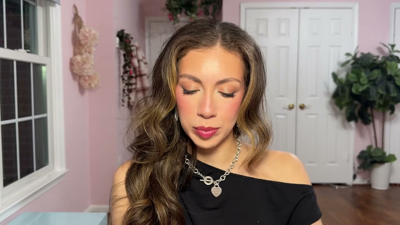 Charlotte's Palette of Beautifying Eye Trends