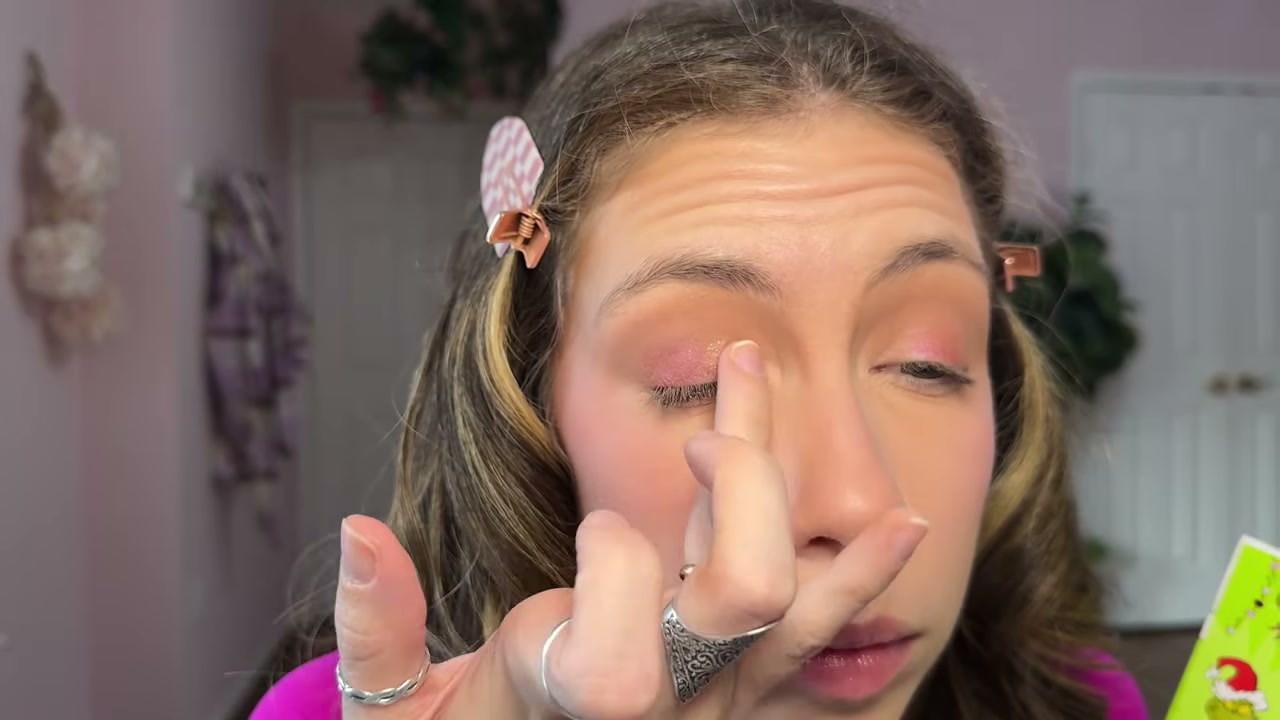 Grinch Eyeshadow Palette