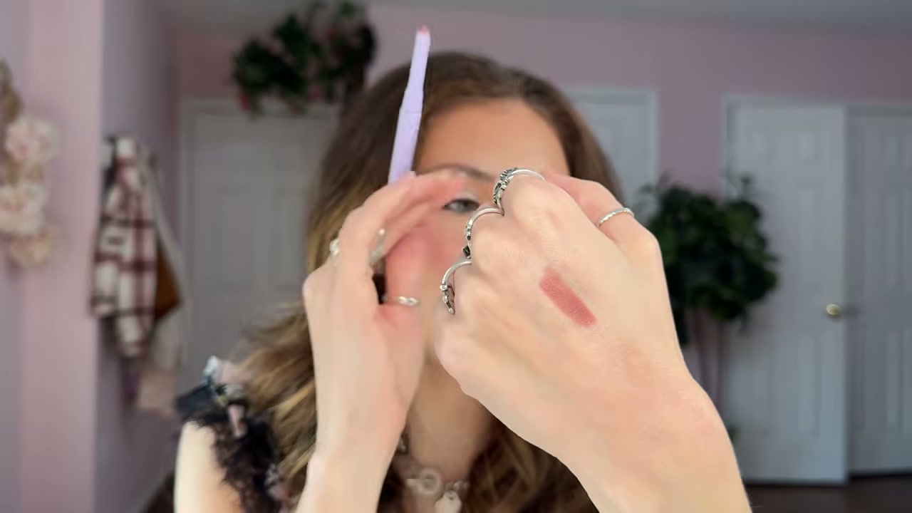 Lassi Lips Staining Lip Liner