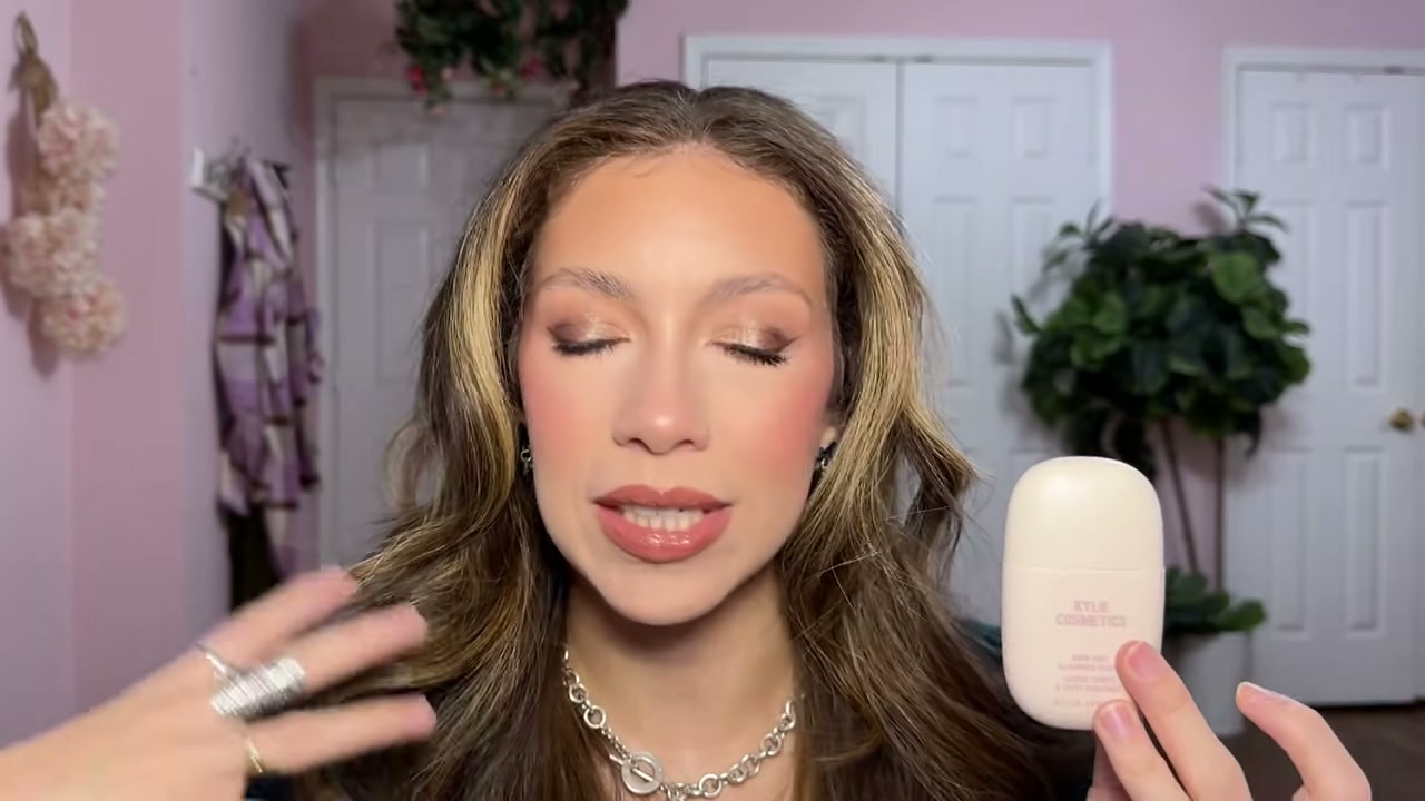 Skin Tint Blurring Elixir Foundation