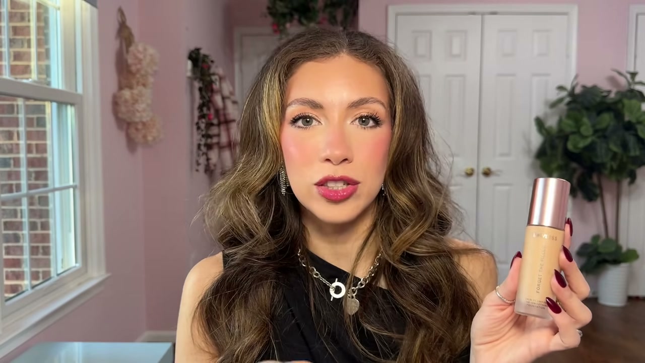 Forget the Filler Skin-Plumping Line-Smoothing Foundation
