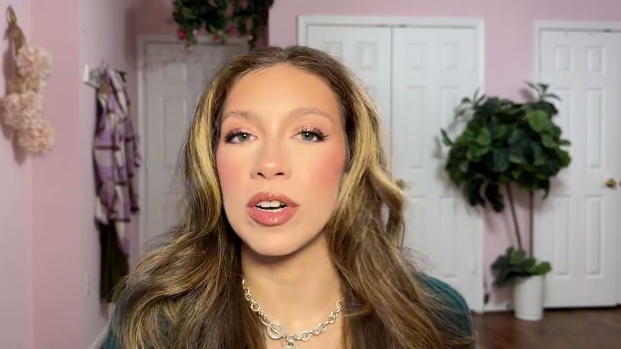 Super Stay Up to 30HR Lumi Matte Foundation