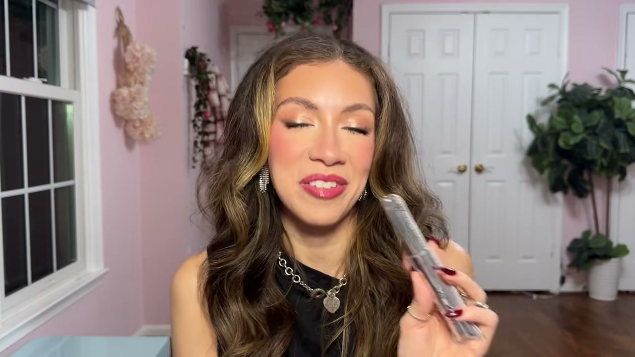 Lights, Camera, Lashes Platinum Volumizing Mascara