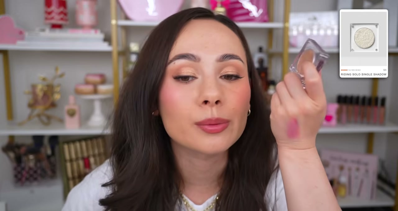 @morganturnermakeup reviewing Beauty Creations Riding Solo Single Shadow at 07:31 in a YouTube Shorts video