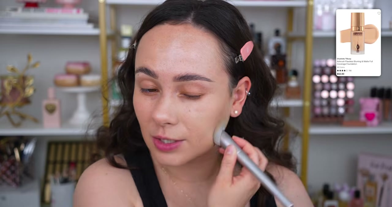@morganturnermakeup reviewing Charlotte Tilbury Matte Beauty Blush Wand at 07:07 in a YouTube Shorts video