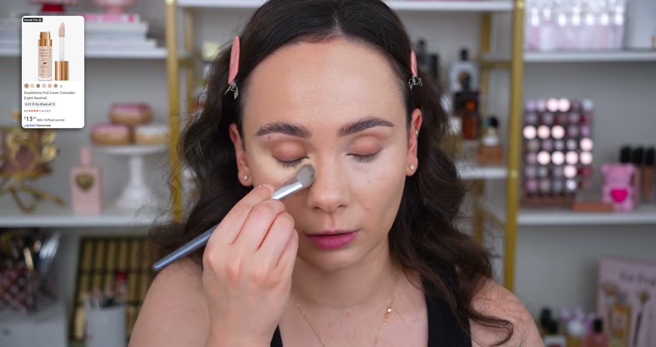 @morganturnermakeup reviewing Kokie Double Time Full Coverage Concealer at 10:01 in a YouTube Shorts video