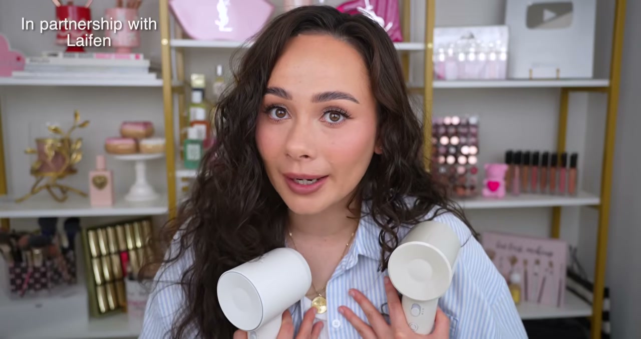 @morganturnermakeup reviewing Laifen SE 2 Hair Dryer at 01:54 in a YouTube Shorts video