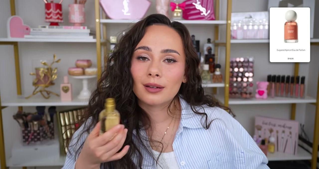 @morganturnermakeup reviewing Pacifica Sugared Apricot at 19:45 in a YouTube Shorts video