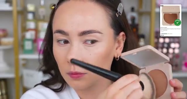 @morganturnermakeup reviewing Summer Fridays Bronzer Butter Balm at 06:14 in a YouTube Shorts video