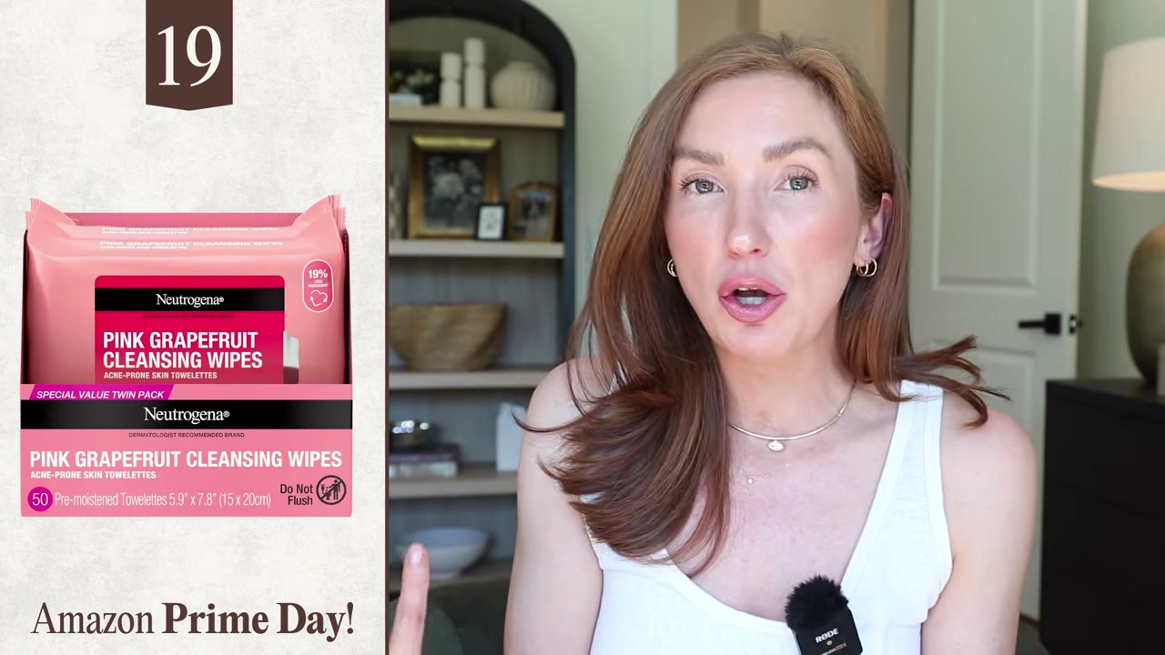 @moriahcrobinson reviewing Neutrogena Makeup Wipes at 14:58 in a YouTube Shorts video