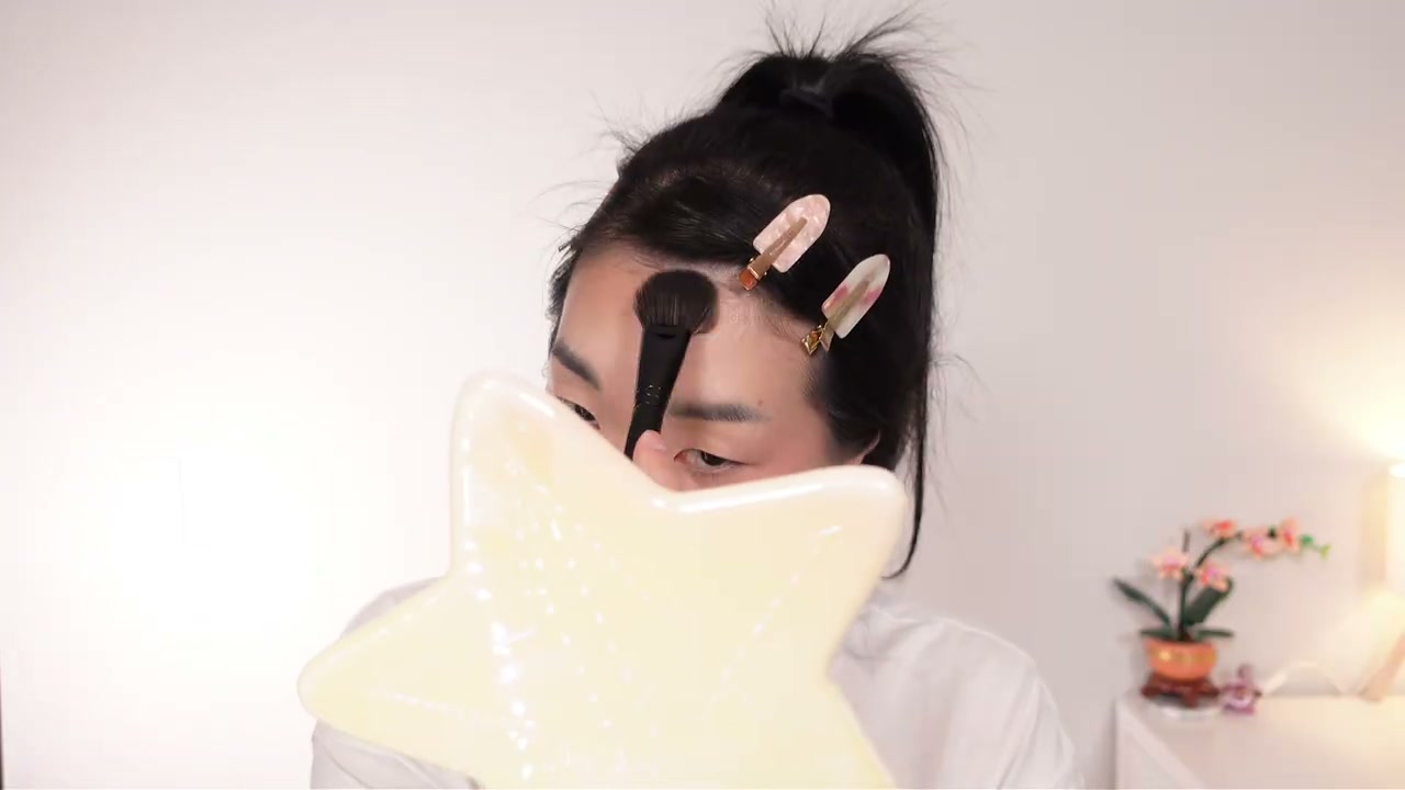 @ms.angiekim reviewing e.l.f. Cosmetics Camo Liquid Bronzer & Contour at 10:23 in a YouTube Shorts video