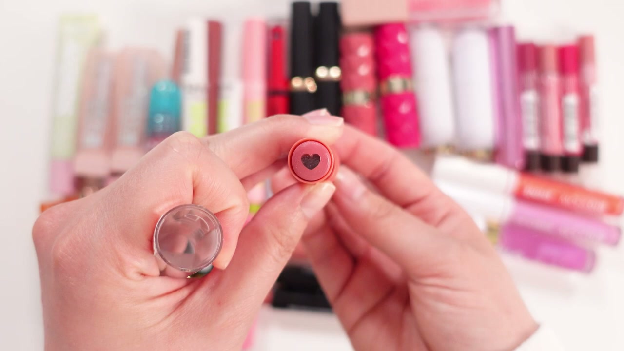 @ms.angiekim reviewing e.l.f. Cosmetics Hydrating Core Lip Shine at 10:30 in a YouTube Shorts video