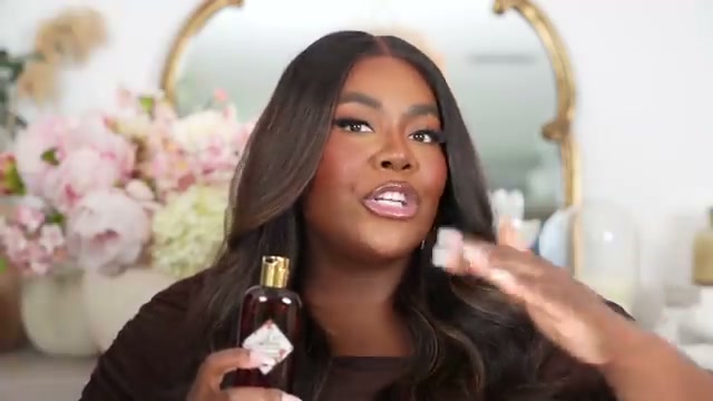 @musingsofacurvylady reviewing Brown Sugar Babe Sweet Honey Buckin at 28:36 in a YouTube Shorts video