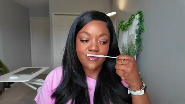 @nubelease reviewing Fleur Paradise Nectar Hair and Body Mist at 20:59 in a YouTube Shorts video