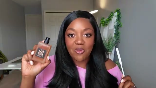 @nubelease reviewing Huda Beauty Easy Bake Eau De Parfum at 23:42 in a YouTube Shorts video