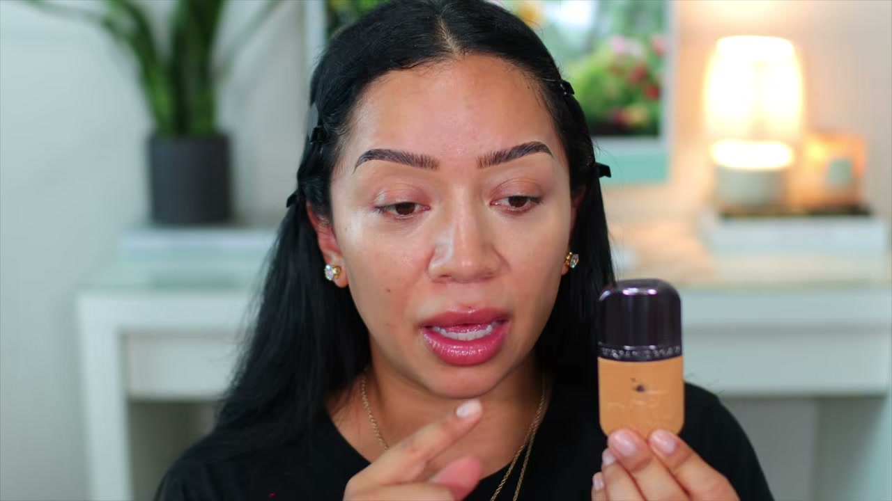 Face Bond Self Setting Waterproof Foundation