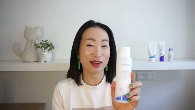 oneeyebeauty mentioning AESTURA Atobarrier 365 Hydro Essence at 18:58 in their YouTube video