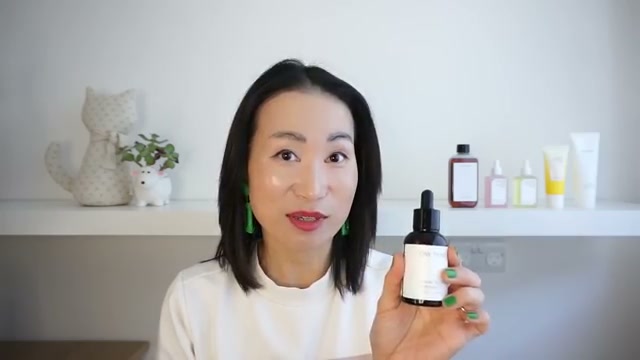 oneeyebeauty mentioning One Thing Organic Golden Jojoba Oil at 15:41 in their YouTube video
