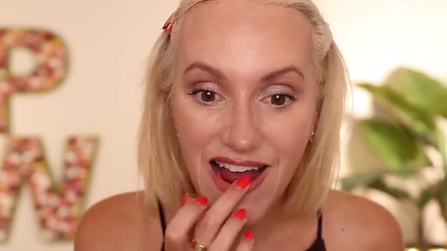 @pamperedwolf reviewing NYX Smushy SOS Hydrating Lip Mask at 18:49 in a YouTube Shorts video