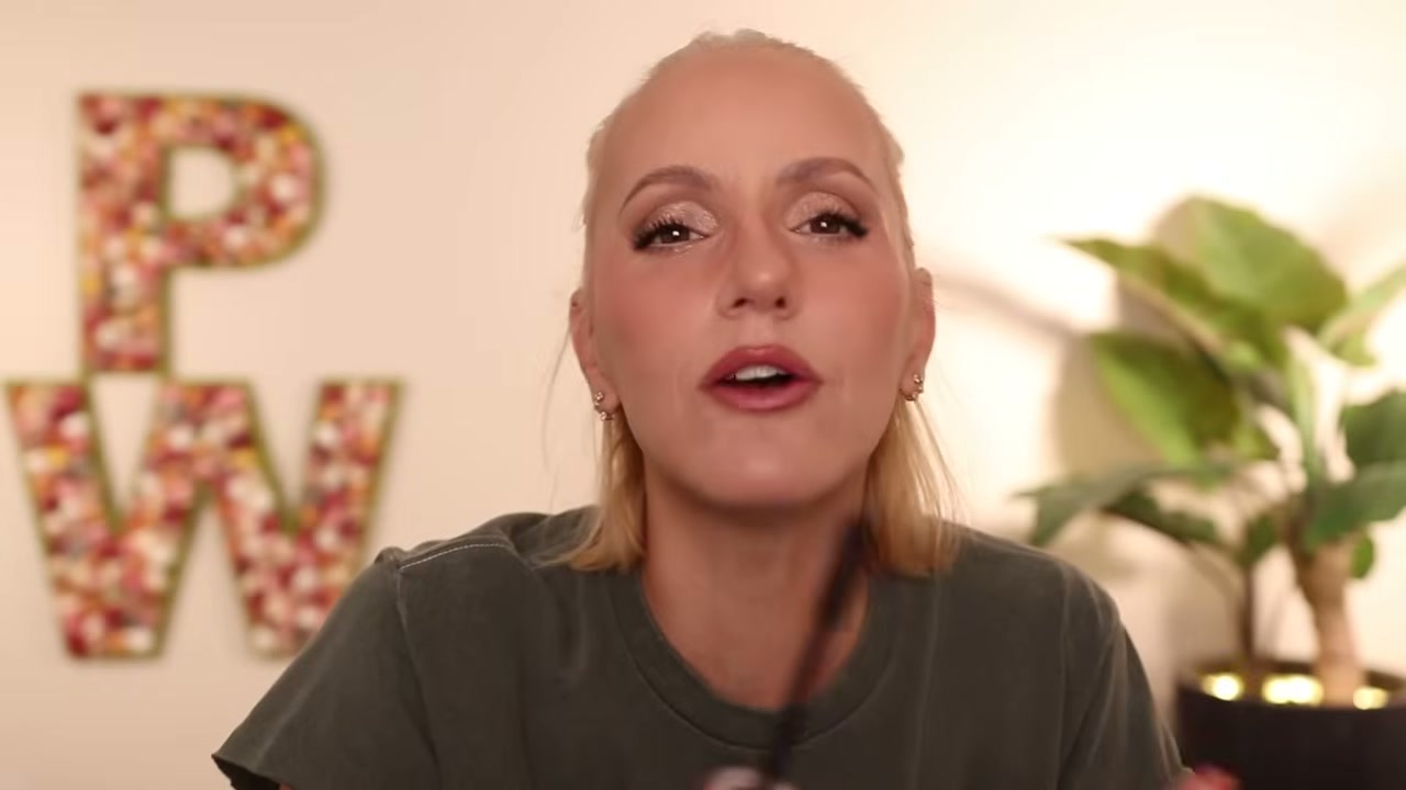 @pamperedwolf reviewing Rare Beauty Mascara at 13:39 in a YouTube Shorts video