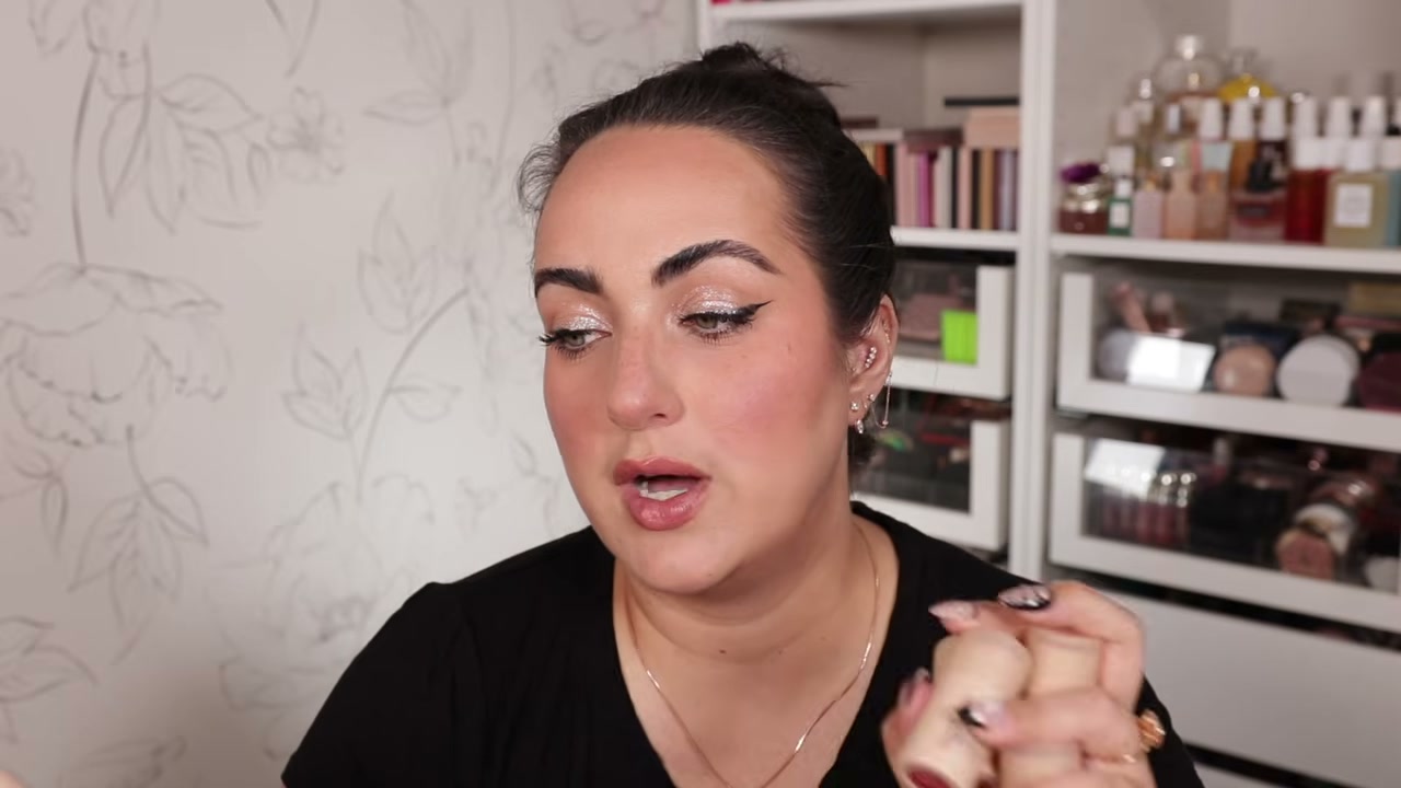 @pattyalonso reviewing bareMinerals Gen Nude Dew-in-One Cheek and Lip Stick at 11:55 in a YouTube Shorts video