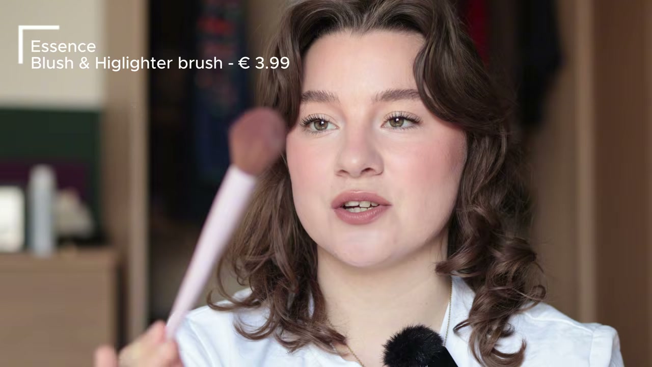 It's Glow Time Blush & Highlighter Brush