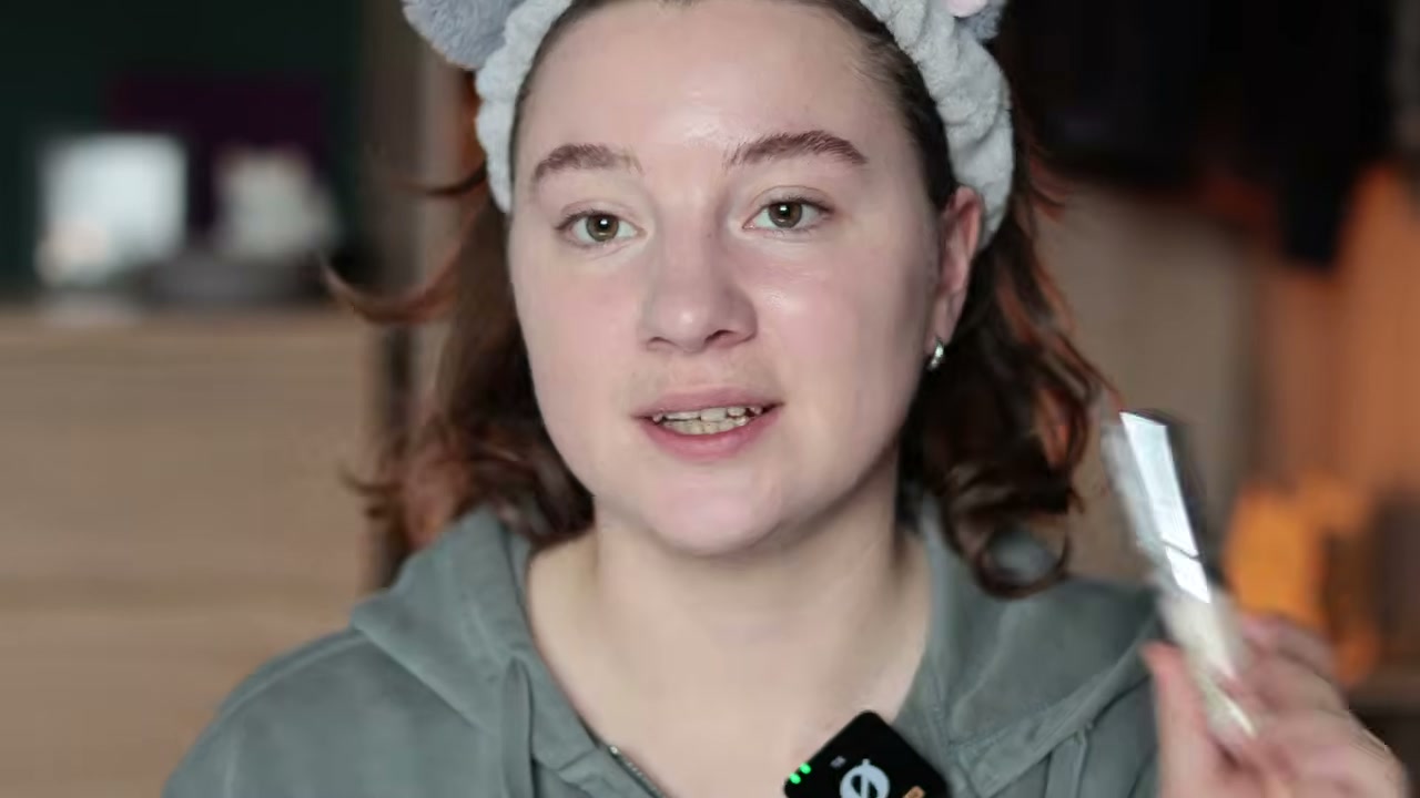 @peculiarlaain reviewing L'Oreal Paris True Match Radiant Serum Concealer at 02:34 in a YouTube Shorts video
