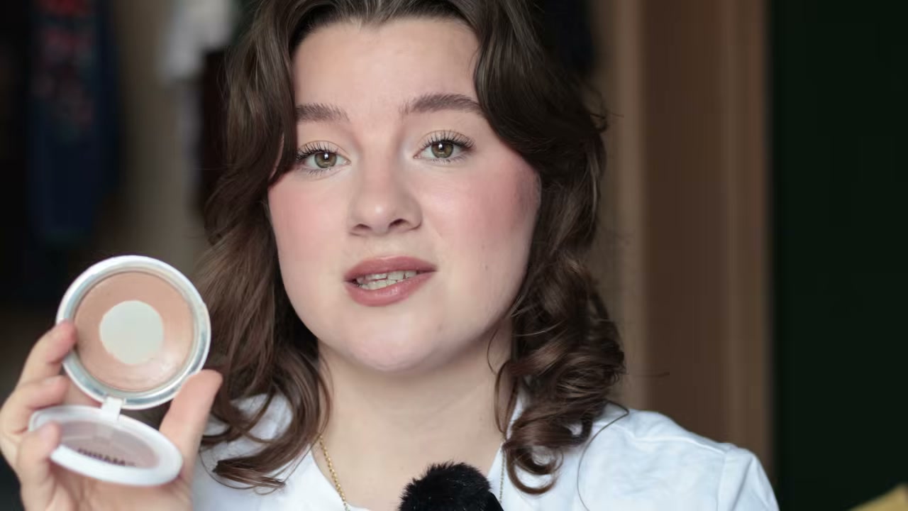 @peculiarlaain reviewing MAKEUP BY MARIO Soft Sculpt Transforming Skin Enhancer at 10:45 in a YouTube Shorts video
