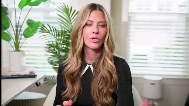@pennsmithskincare reviewing BK Beauty Nikki La Rose Petite Multitasker Brush N14 at 26:48 in a YouTube Shorts video