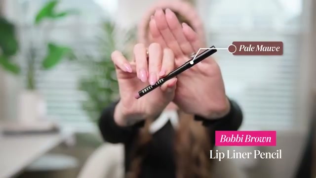 @pennsmithskincare reviewing Bobbi Brown Lip Liner Pencil at 33:12 in a YouTube Shorts video