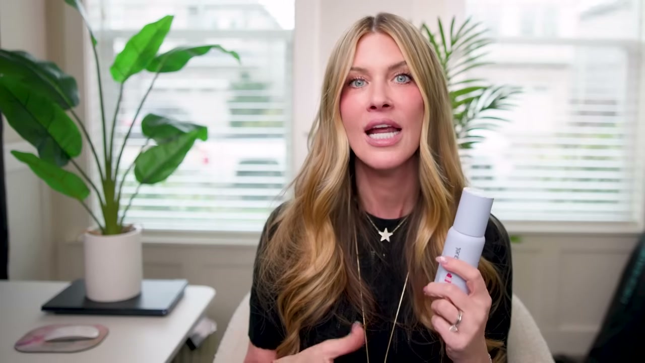 @pennsmithskincare reviewing Prequel Hypochlorous Acid Spray at 16:08 in a YouTube Shorts video