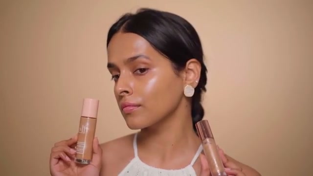 @prakritisingh reviewing Insight Cosmetics Radiance Filter at 05:01 in a YouTube Shorts video