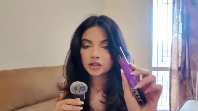 @prernajoshii reviewing Staze 9to9 All Eyes on You Volumizing & Waterproof Tubing Mascara at 11:09 in a YouTube Shorts video