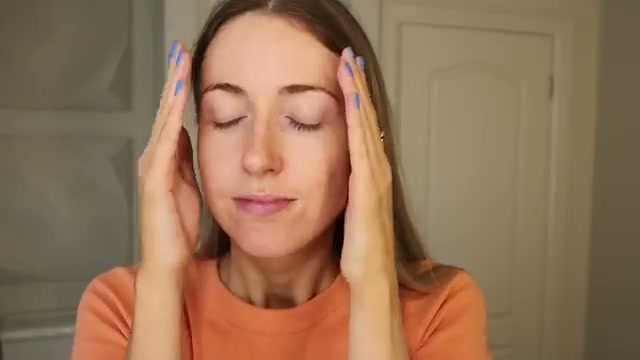 @rachhloves reviewing Clarins Double Serum at 08:50 in a YouTube Shorts video