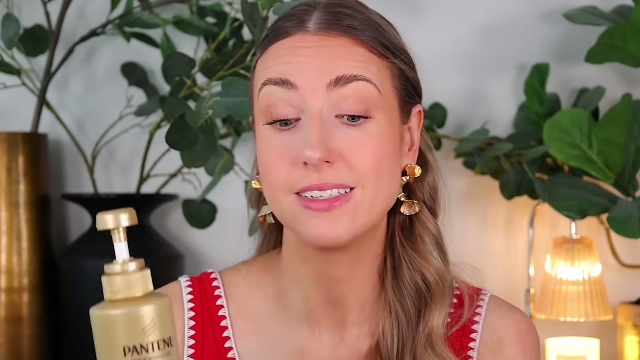@rachhloves reviewing Pantene Abundant and Strong at 08:56 in a YouTube Shorts video