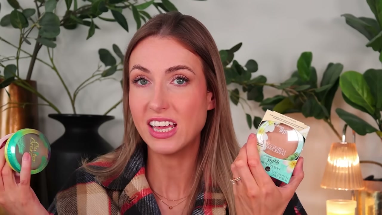 @rachhloves reviewing Physicians Formula Butter Bronzer at 09:01 in a YouTube Shorts video