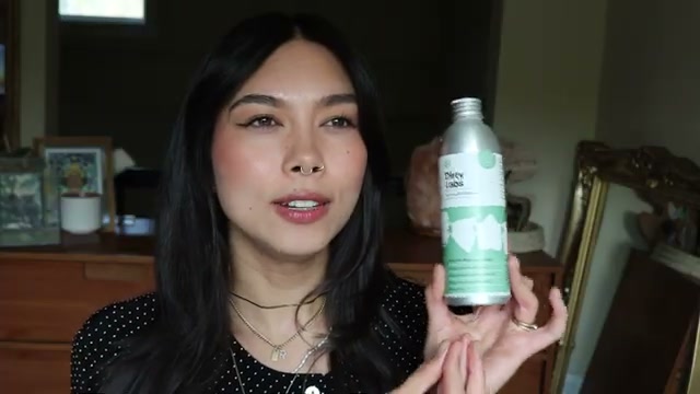 @rainiercramer reviewing DIRTY LABS Signature Bio Laundry Detergent at 16:34 in a YouTube Shorts video