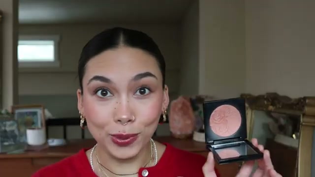 Skin Fetish: Divine Blush