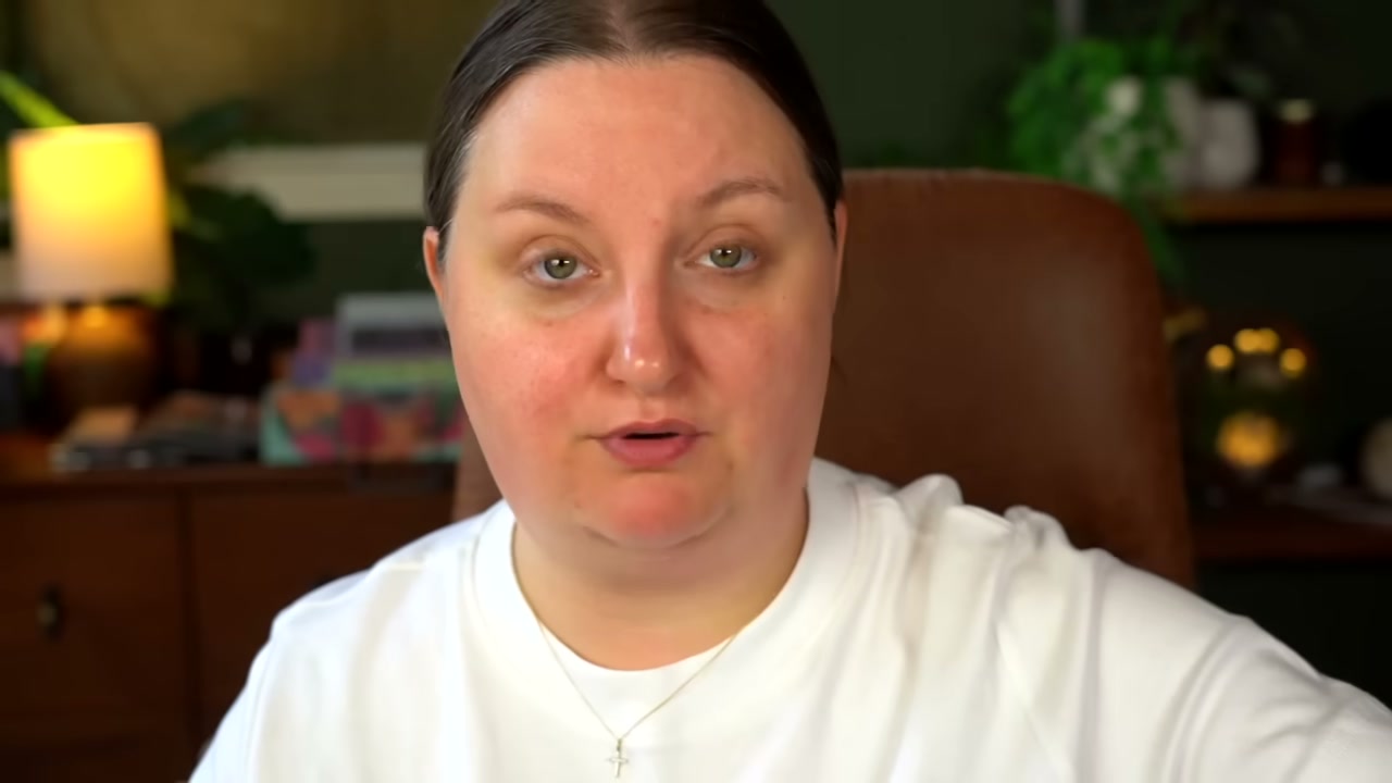 @rawbeautykristi reviewing Dreame Chrona Photon Anti-Aging Skincare Mask at 03:16 in a YouTube Shorts video