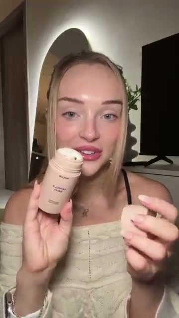@rhonyclaire reviewing PHLUR Vanilla Skin Natural Deodorant at 00:59 in a YouTube Shorts video