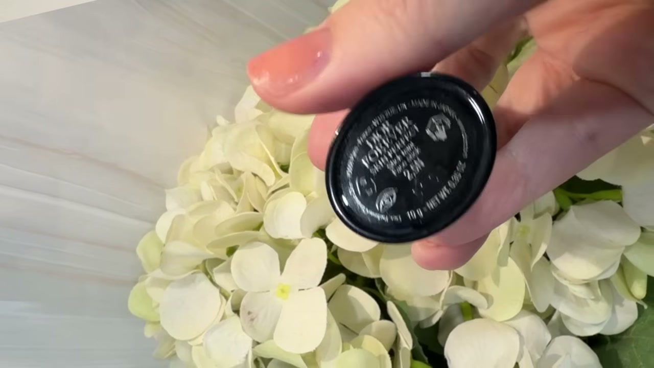 @risadoesmakeup reviewing Dior Forever Skin Perfect Multi-Use Foundation Stick at 09:29 in a YouTube Shorts video