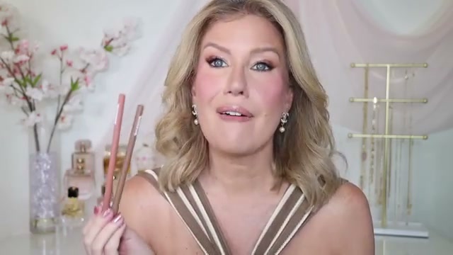 Signature Lip Pencil