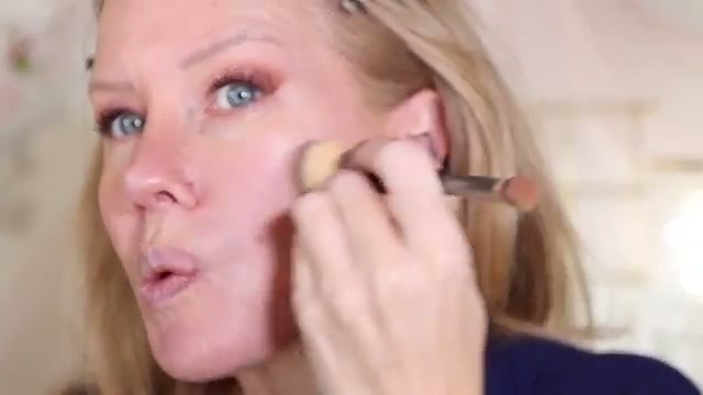 Hy-Glam Foundation Hydrating & Blurring Luminous Longwear Serum Foundation