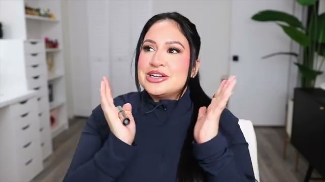 @rositaapplebum reviewing L'Oreal Paris Brow Lamination Gel at 08:47 in a YouTube Shorts video