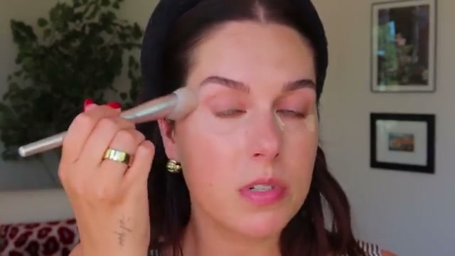 Major Skin Soft Blur Brightening Concealer
