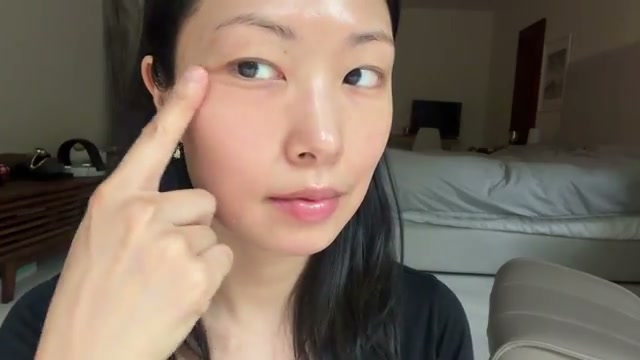 @sarahsheumd reviewing Global Beauty Care Vitamin C Glow Brightening Eye Cream with Turmeric at 08:44 in a YouTube Shorts video