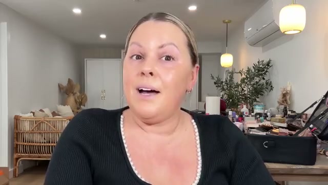 @selenamup reviewing Charlotte Tilbury Color Corrector at 04:57 in a YouTube Shorts video