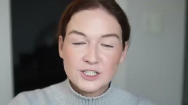 @shelbeywilson reviewing REFY Brow Gel at 11:42 in a YouTube Shorts video